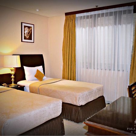 The Palais Hotel Dago Bandung Esterno foto