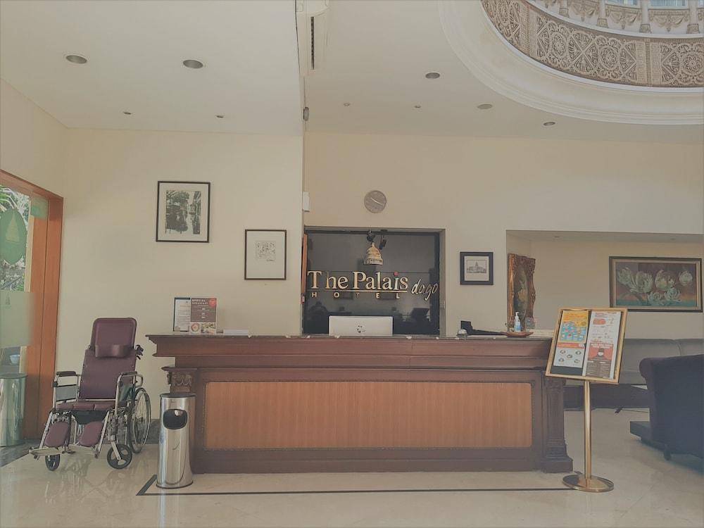The Palais Hotel Dago Bandung Esterno foto