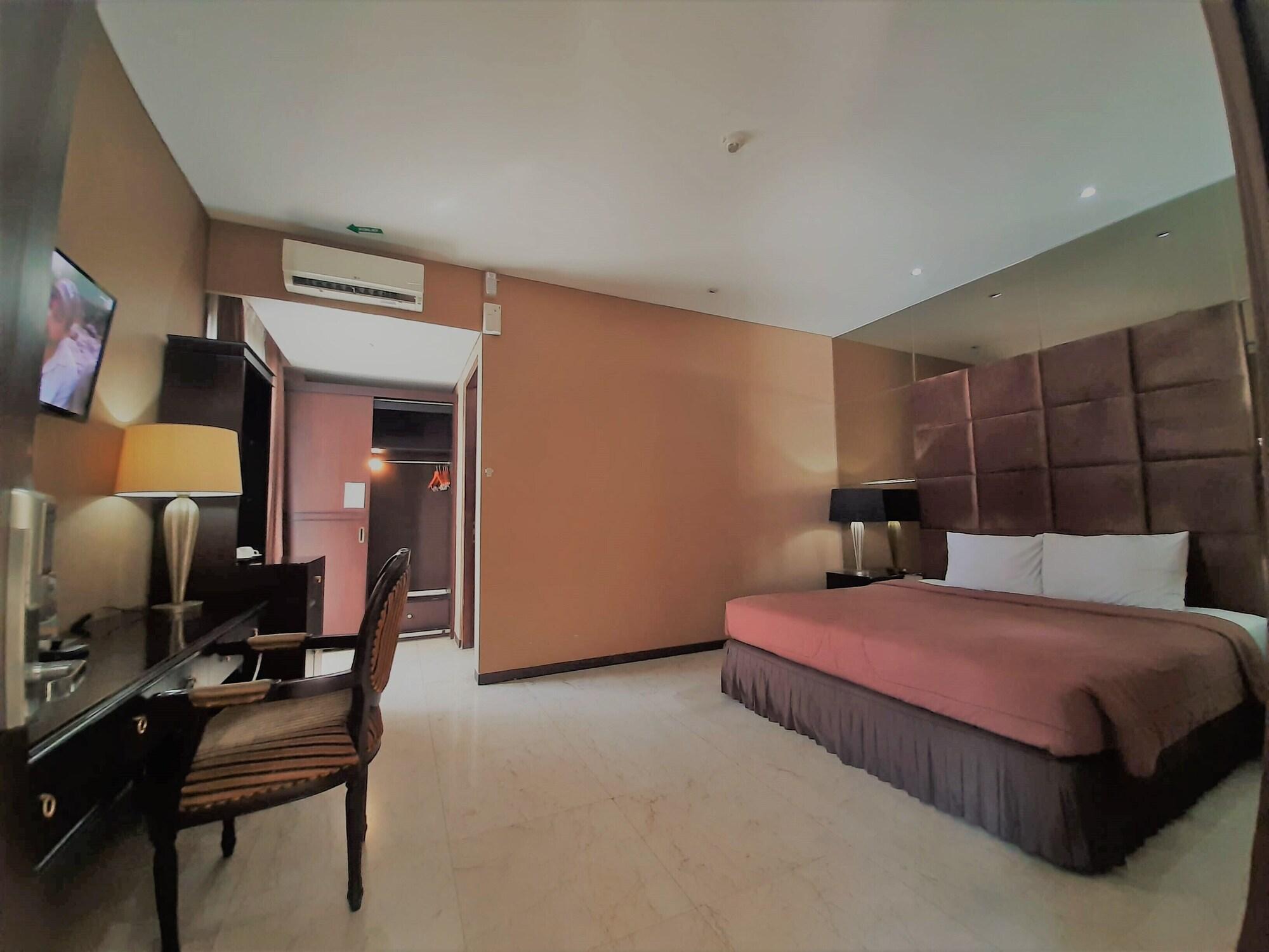 The Palais Hotel Dago Bandung Esterno foto