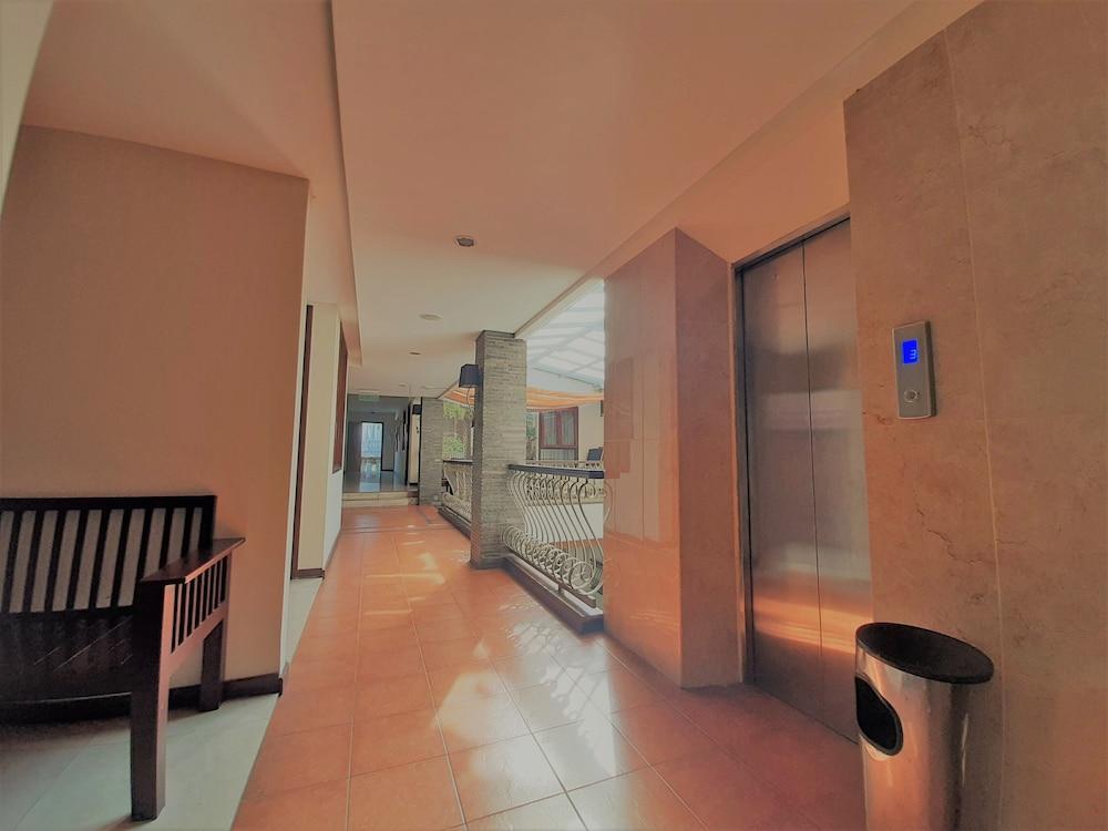 The Palais Hotel Dago Bandung Esterno foto