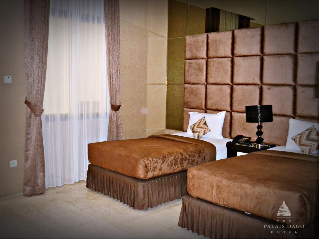 The Palais Hotel Dago Bandung Esterno foto