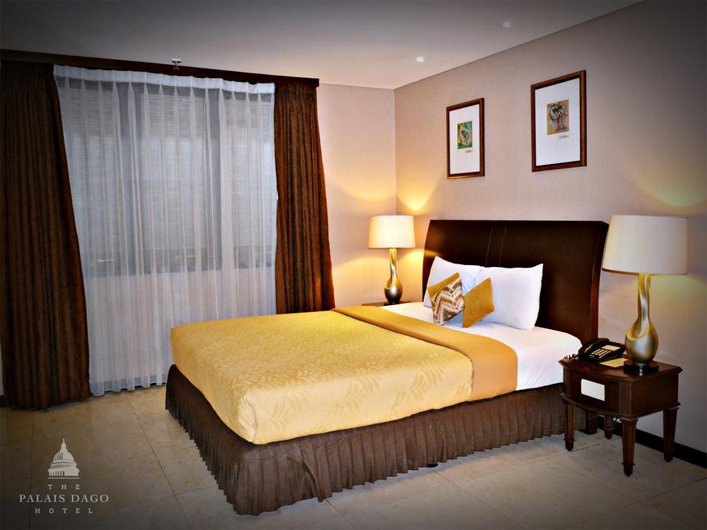 The Palais Hotel Dago Bandung Esterno foto